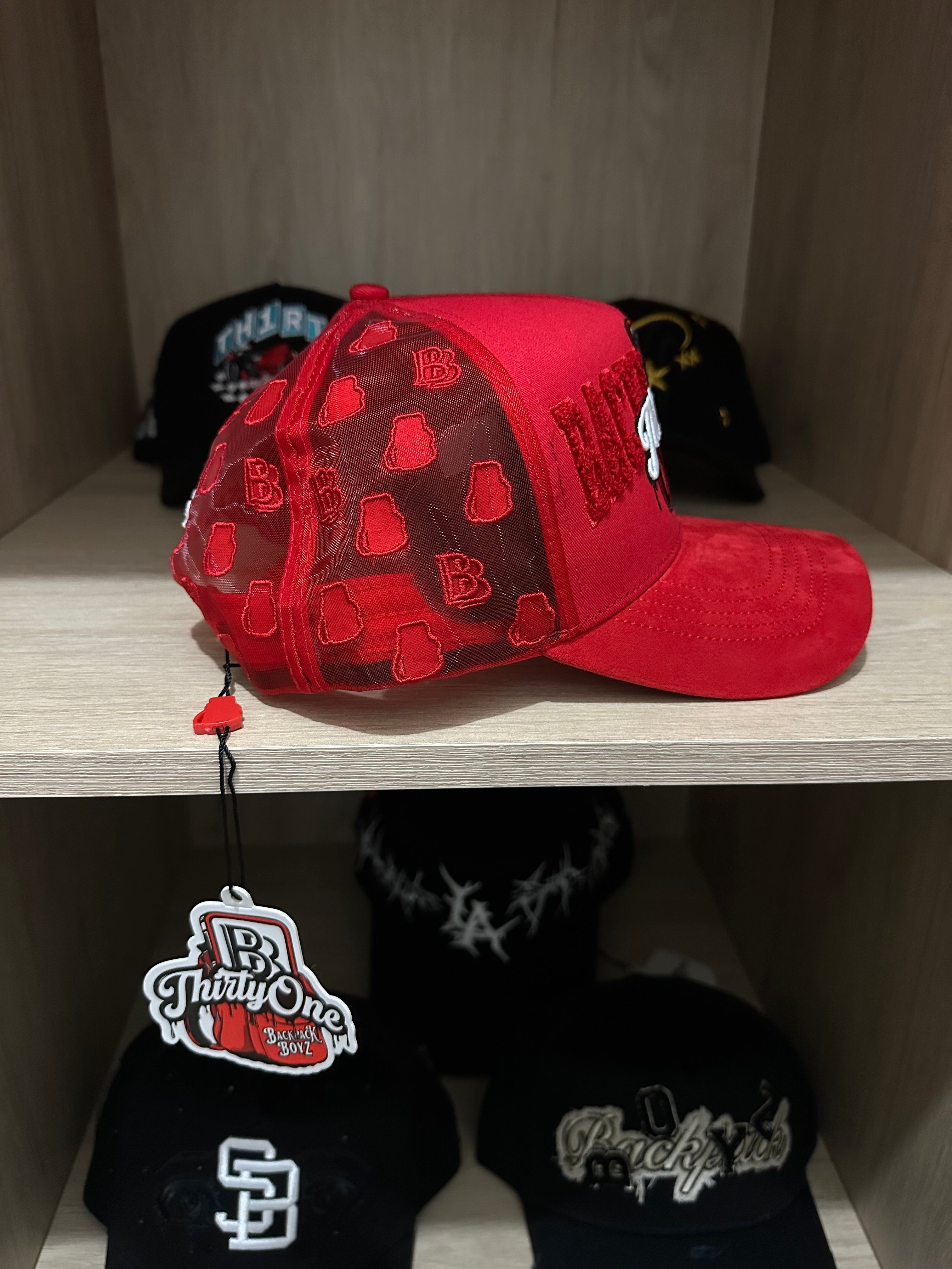 31 Hats - Backpack Boyz La Mochila