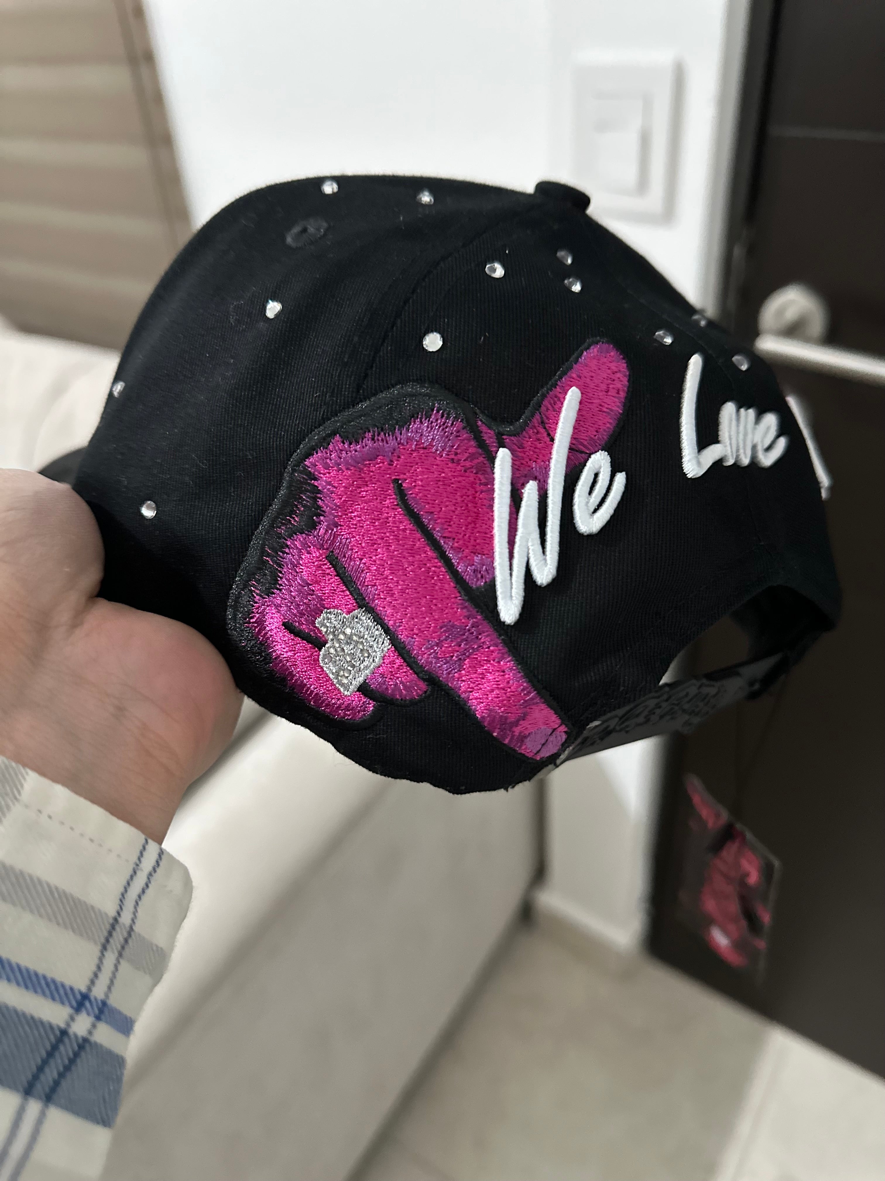 Dandy Hats x Tombochio