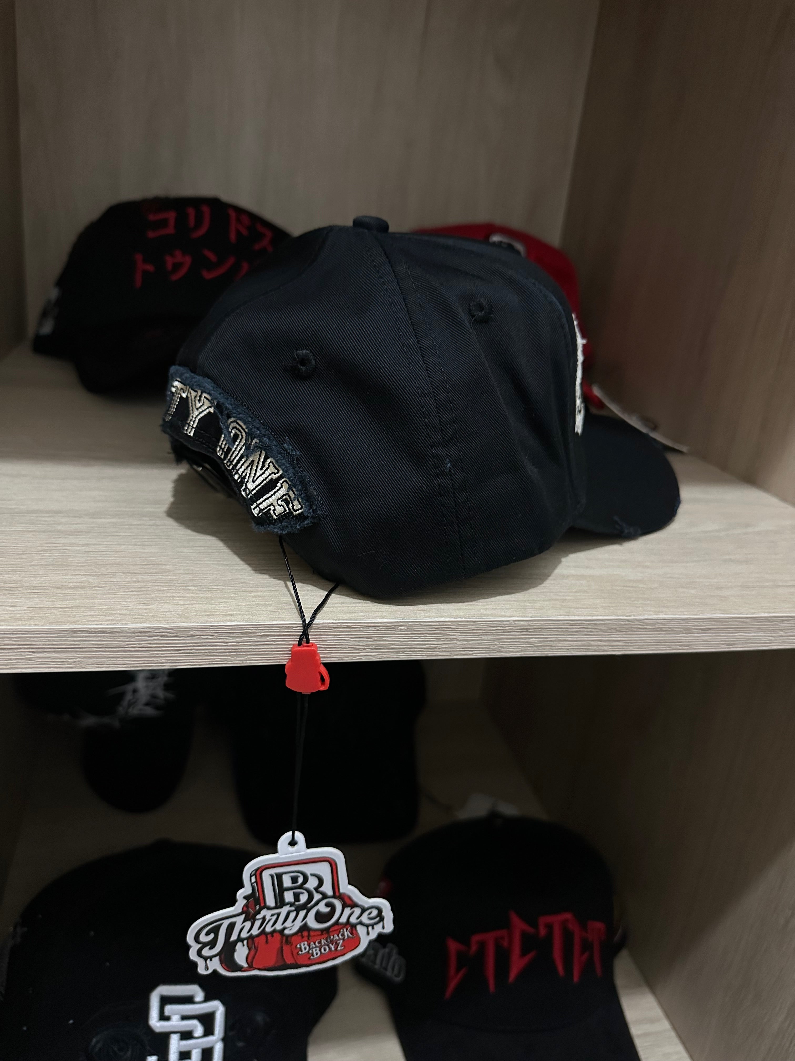31 Hats - Backpack Boyz Black