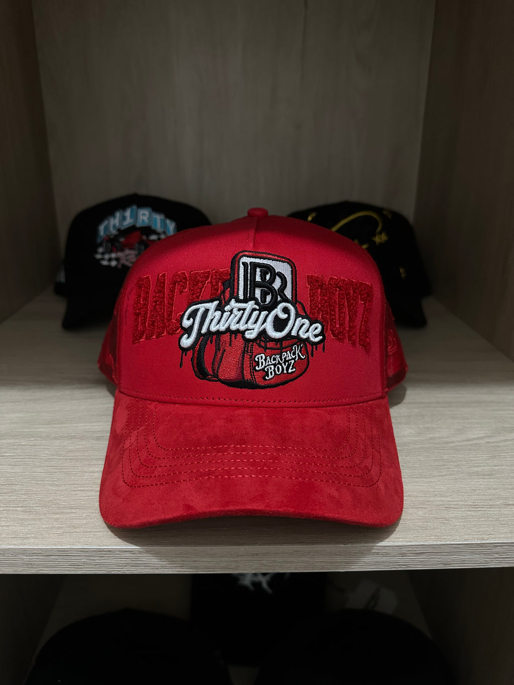 31 Hats - Backpack Boyz La Mochila